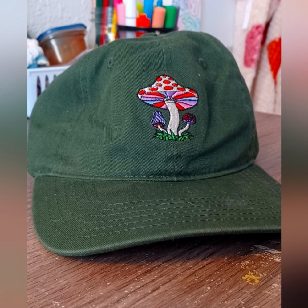 Mushroom baseball cap: green